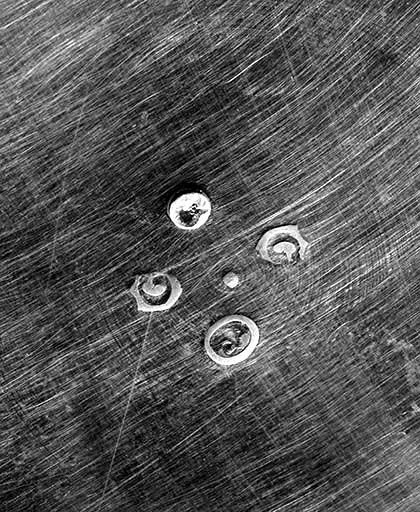 Poinçons sur la coupe. © Jérôme Mongreville / Région Bourgogne-Franche-Comté, Inventaire du patrimoine - 1989