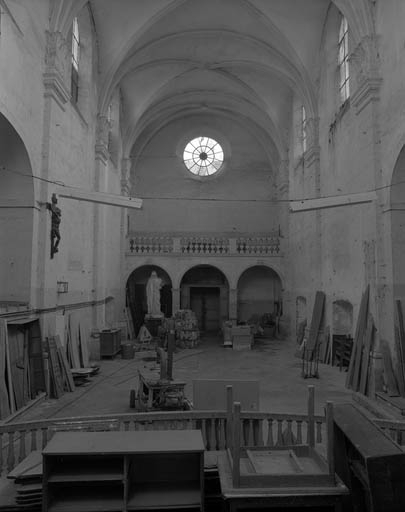 Chapelle : intérieur, nef depuis le choeur. © Yves Sancey / Région Bourgogne-Franche-Comté, Inventaire du patrimoine - 1989