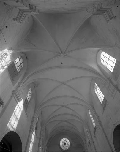 Chapelle : intérieur, voûtes du choeur et de la nef. © Yves Sancey / Région Bourgogne-Franche-Comté, Inventaire du patrimoine - 1989