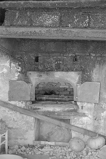 Four. © Laurent Poupard / Région Bourgogne-Franche-Comté, Inventaire du patrimoine - 1990