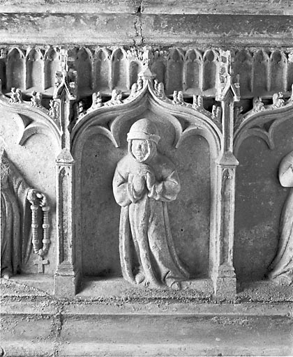 Détail : 7ème pleurant (en partant de la gauche). © Jérôme Mongreville / Région Bourgogne-Franche-Comté, Inventaire du patrimoine - 1990