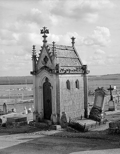 Vue de trois quarts droit. © Yves Sancey / Région Bourgogne-Franche-Comté, Inventaire du patrimoine, 1990 - 1990