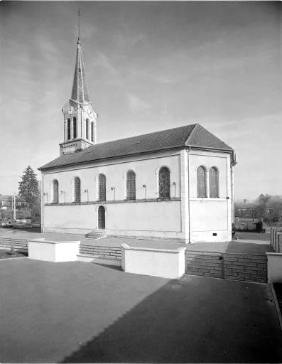 Vue de trois quarts droit. © Jérôme Mongreville / Région Bourgogne-Franche-Comté, Inventaire du patrimoine - 1991