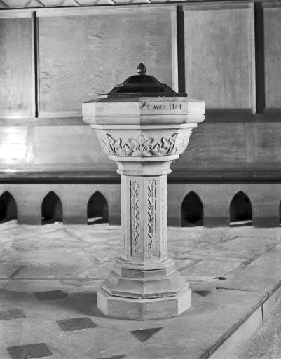 Fonts baptismaux protestants. © Jérôme Mongreville / Région Bourgogne-Franche-Comté, Inventaire du patrimoine - 1991