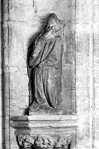 L'ange de droite. © Jérôme Mongreville / Région Bourgogne-Franche-Comté, Inventaire du patrimoine - 1991