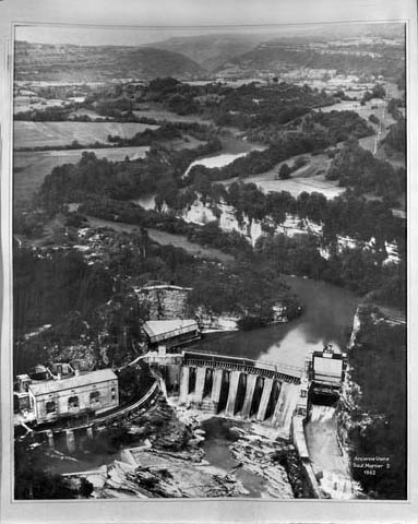 Ancienne Usine Saut-Mortier 2 [vue aérienne]. © Jérôme  Mongreville (reproduction) / Région Bourgogne-Franche-Comté, Inventaire du patrimoine - 1991