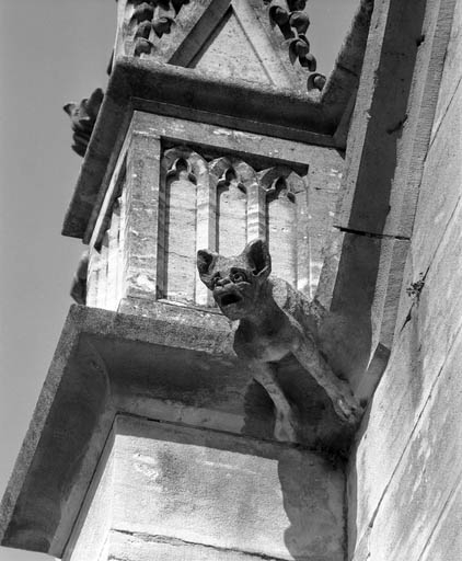 Porche : détail d'une gargouille. © Yves Sancey / Région Bourgogne-Franche-Comté, Inventaire du patrimoine - 1991