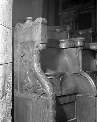 Stalles gauches : détail d'une jouée basse ouest (C). © Yves Sancey / Région Bourgogne-Franche-Comté, Inventaire du patrimoine - 1991