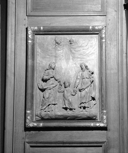 Détail du dorsal : la Sainte Famille. © Yves Sancey / Région Bourgogne-Franche-Comté, Inventaire du patrimoine - 1991