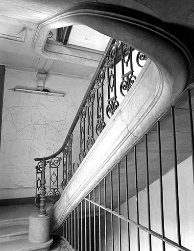 Escalier des bureaux (extrémité occidentale). © Yves Sancey / Région Bourgogne-Franche-Comté, Inventaire du patrimoine - 1992