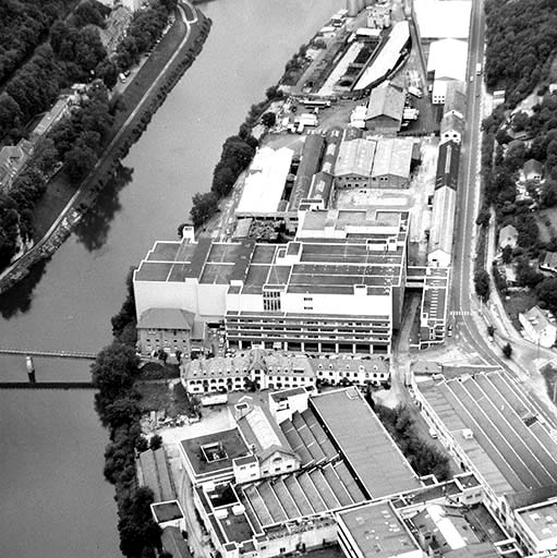 Vue aérienne de l'usine B, depuis le sud-est. © Jean-Pierre Bévalot / Région Bourgogne-Franche-Comté, Inventaire du patrimoine - 1992