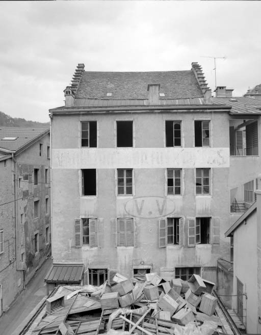 Immeuble : façade postérieure. © Jérôme Mongreville / Région Bourgogne-Franche-Comté, Inventaire du patrimoine - 1992