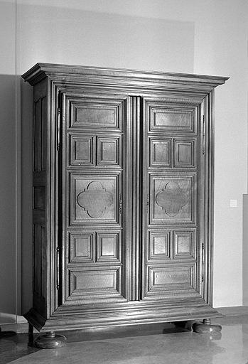 Vue d'ensemble de trois quarts gauche. © Yves Sancey / Région Bourgogne-Franche-Comté, Inventaire du patrimoine - 1992