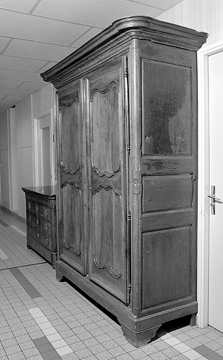 Vue d'ensemble de trois quarts droit. © Yves Sancey / Région Bourgogne-Franche-Comté, Inventaire du patrimoine - 1992