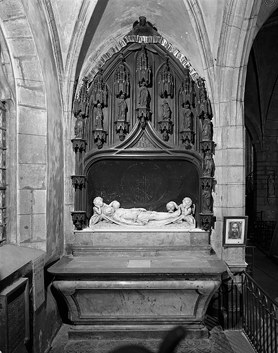Vue d'ensemble, de face. © Yves Sancey / Région Bourgogne-Franche-Comté, Inventaire du patrimoine - 1992