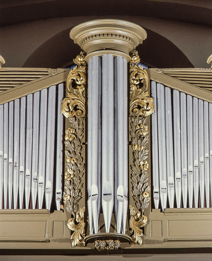 Détail de la tourelle centrale. © Jérôme Mongreville / Région Bourgogne-Franche-Comté, Inventaire du patrimoine - 1993