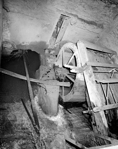 Roue hydraulique verticale. © Yves Sancey / Région Bourgogne-Franche-Comté, Inventaire du patrimoine - 1993