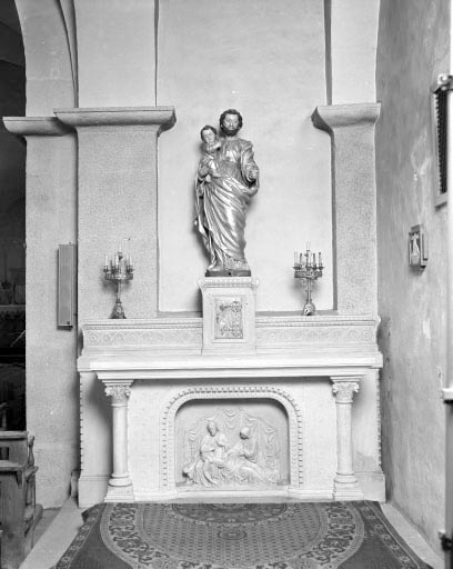 L'autel latéral sud. © Yves Sancey / Région Bourgogne-Franche-Comté, Inventaire du patrimoine - 1994