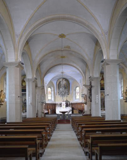 La nef et le choeur vus depuis l'entrée. © Yves Sancey / Région Bourgogne-Franche-Comté, Inventaire du patrimoine - 1994