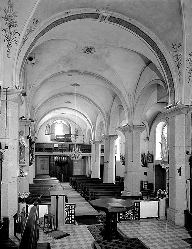 Elévation intérieure nord de la nef, vue depuis le choeur. © Yves Sancey / Région Bourgogne-Franche-Comté, Inventaire du patrimoine - 1994