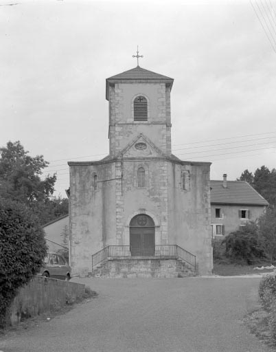 Extérieur : façade ouest. © Yves Sancey / Région Bourgogne-Franche-Comté, Inventaire du patrimoine - 1994 Extérieur : façade ouest. © Yves Sancey / Région Bourgogne-Franche-Comté, Inventaire du patrimoine - 1994