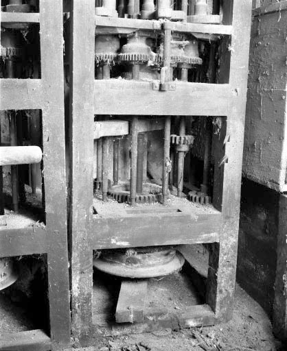 Détail des niveaux inférieurs. © Jérôme Mongreville / Région Bourgogne-Franche-Comté, Inventaire du patrimoine - 1994