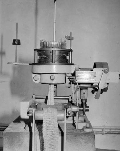 Machine vue de face. © Yves Sancey / Région Bourgogne-Franche-Comté, Inventaire du patrimoine - 1994