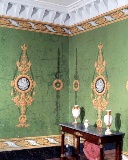 Intérieur : détail du papier peint de la salle à manger. © Yves Sancey / Région Bourgogne-Franche-Comté, Inventaire du patrimoine - 1995