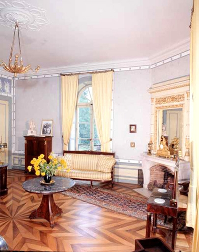 Intérieur : chambre dite de Monseigneur, partie droite. © Yves Sancey / Région Bourgogne-Franche-Comté, Inventaire du patrimoine - 1995