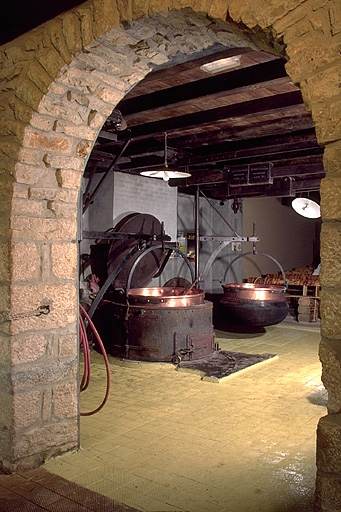 Atelier de fabrication. © Jérôme Mongreville / Région Bourgogne-Franche-Comté, Inventaire du patrimoine - 1996
