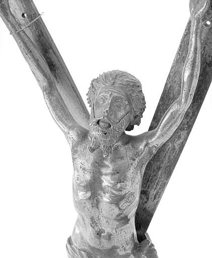 Détail : le buste, de face. © Yves Sancey / Région Bourgogne-Franche-Comté, Inventaire du patrimoine - 1996