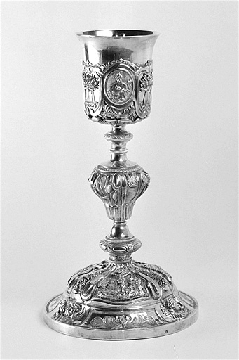 Le calic, vu du côté de la Crucifixion sur le pied. © Yves Sancey / Région Bourgogne-Franche-Comté, Inventaire du patrimoine - 1996