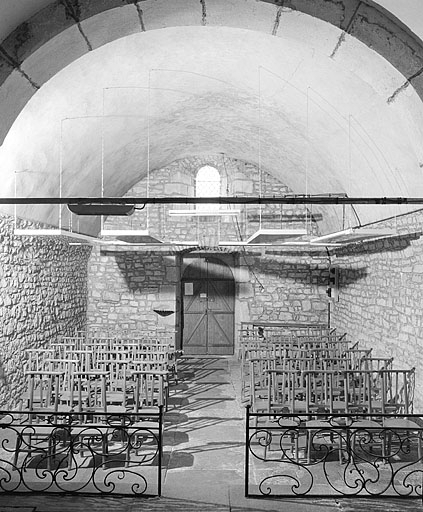 La nef vue depuis le choeur (vue verticale). © Yves Sancey / Région Bourgogne-Franche-Comté, Inventaire du patrimoine - 1996