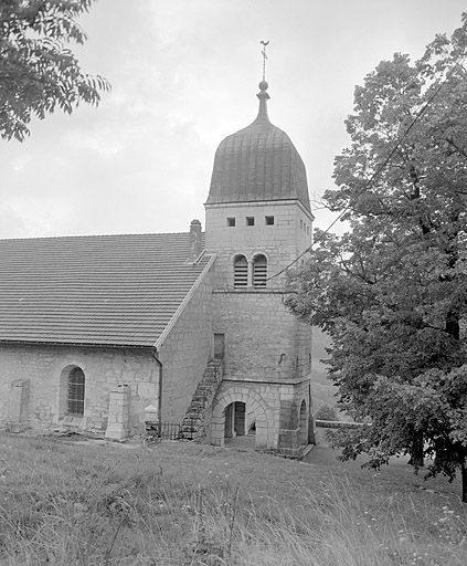 Face nord de la tour-clocher. © Yves Sancey / Région Bourgogne-Franche-Comté, Inventaire du patrimoine - 1996