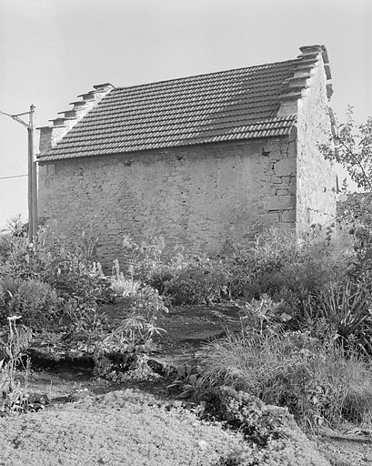 L'ancienne fromagerie de Ponthoux, face sud. © Jérôme Mongreville / Région Bourgogne-Franche-Comté, Inventaire du patrimoine - 1996