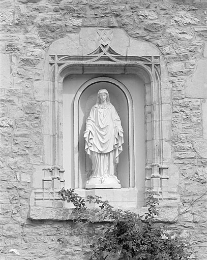 Niche de la face ouest du prieuré. © Jérôme Mongreville / Région Bourgogne-Franche-Comté, Inventaire du patrimoine - 1996