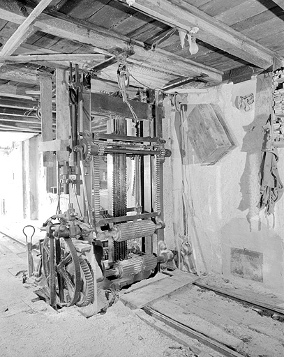 Châssis multiple. © Jérôme Mongreville / Région Bourgogne-Franche-Comté, Inventaire du patrimoine - 1996