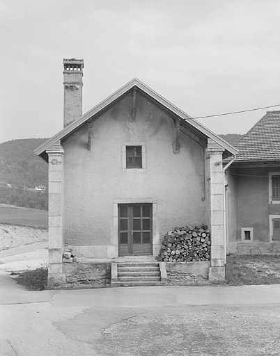 Façade antérieure. © Jérôme Mongreville / Région Bourgogne-Franche-Comté, Inventaire du patrimoine - 1996