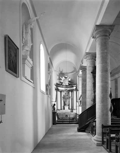 Le bas-côté nord, vu depuis l'ouest. © Jérôme Mongreville / Région Bourgogne-Franche-Comté, Inventaire du patrimoine - 1997