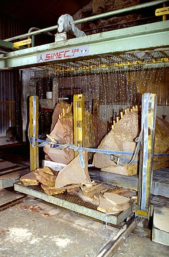 Châssis multilames Simec : vue de détail de trois quarts gauche. © Yves Sancey / Région Bourgogne-Franche-Comté, Inventaire du patrimoine - 1997
