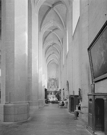 Vue du collatéral sud vers l'est. © Jérôme Mongreville / Région Bourgogne-Franche-Comté, Inventaire du patrimoine - 1997