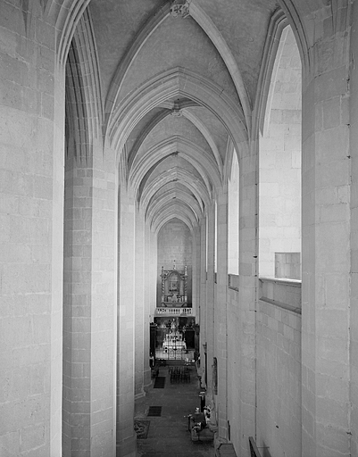 Vue du collatéral sud vers l'est depuis la coursière basse. © Jérôme Mongreville / Région Bourgogne-Franche-Comté, Inventaire du patrimoine - 1997
