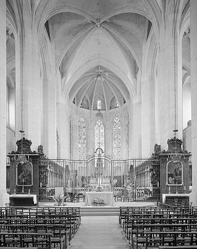 Vue générale du choeur. © Jérôme Mongreville / Région Bourgogne-Franche-Comté, Inventaire du patrimoine - 1997