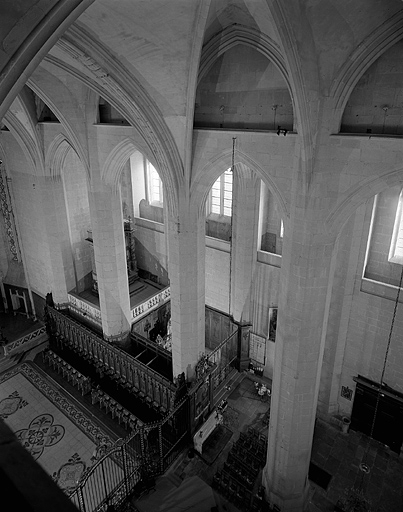 Elévation sud des travées orientales de la nef depuis la coursière haute. © Jérôme Mongreville / Région Bourgogne-Franche-Comté, Inventaire du patrimoine - 1997