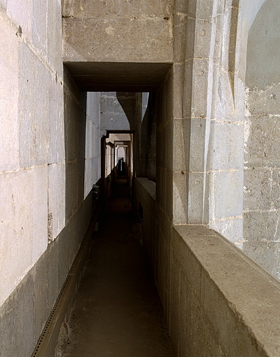 Vue de la coursière haute. © Jérôme Mongreville / Région Bourgogne-Franche-Comté, Inventaire du patrimoine - 1997