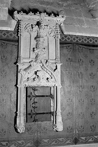 Armoire eucharistique de l'abside. © Jérôme Mongreville / Région Bourgogne-Franche-Comté, Inventaire du patrimoine - 1997