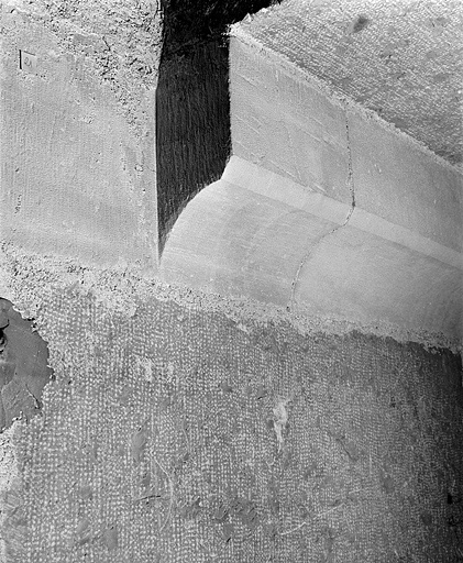 Détail d'une imposte de la coursière de l'abside. © Jérôme Mongreville / Région Bourgogne-Franche-Comté, Inventaire du patrimoine - 1997