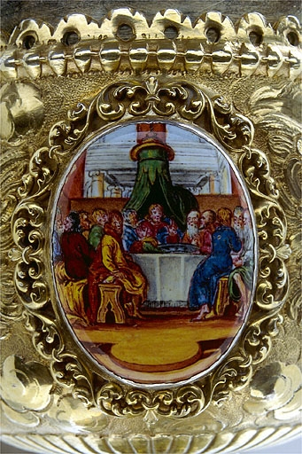 Médaillon de la fausse coupe : la Cène. © Jérôme Mongreville / Région Bourgogne-Franche-Comté, Inventaire du patrimoine - 1997