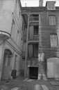 Hôtel et immeuble : détail de l'escalier droit sur cour. © Yves Sancey / Région Bourgogne-Franche-Comté, Inventaire du patrimoine - 1998