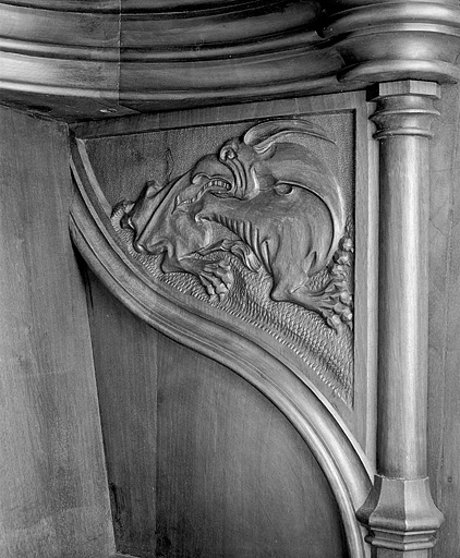 Parclose à droite de la première stalle haute. © Jérôme Mongreville / Région Bourgogne-Franche-Comté, Inventaire du patrimoine - 1998